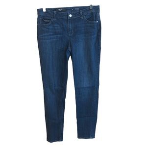 Simply Vera || Skinny Mid Rise Jeans